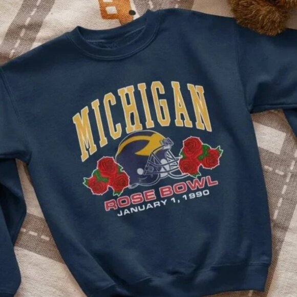 Vintage Michigan Wolverines Rose Bowl Navy Sweatshirt - Picture 1 of 2